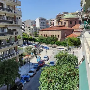 https://cute-studio-with-balcony.hotels-of-thessaloniki.com